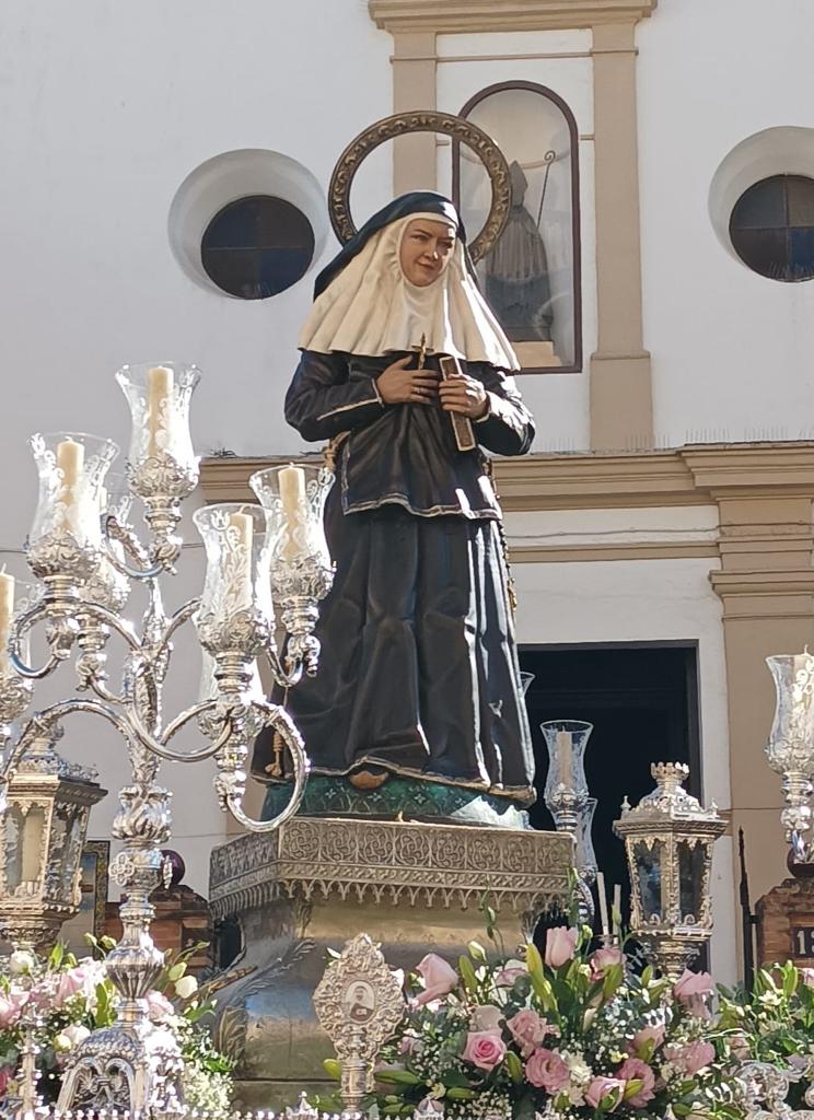 PROCESIN DE SANTA ANGELA DE LA CRUZ